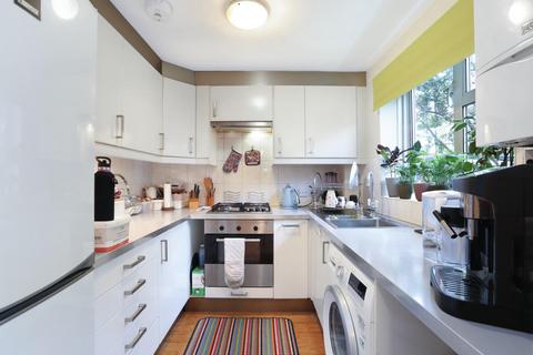 undefined, Gables Close, London, SE5