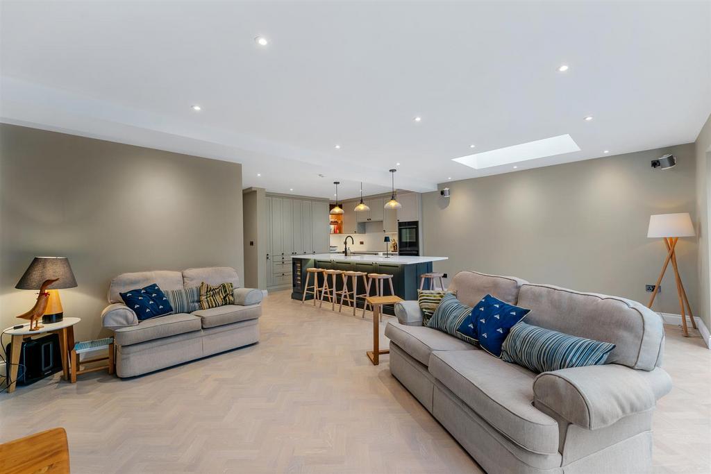 Open Plan Living Dining Kitchen 5