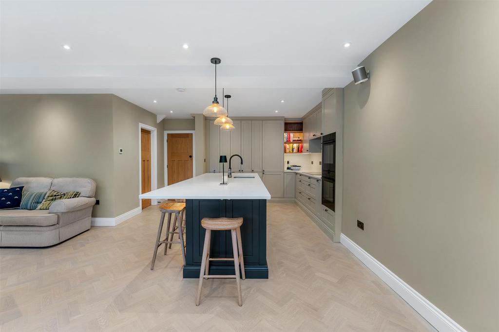 Open Plan Living Dining Kitchen 6