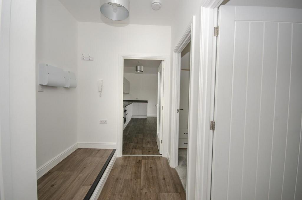 Entrance hall.jpg