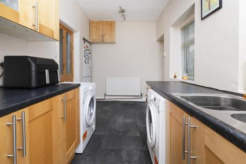 3 bedroom terraced house for sale, Longwood Road, Huddersfield HD3