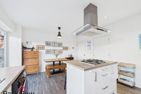 3 bedroom terraced house for sale, Weyland Road, Sherburn In Elmet, Leeds