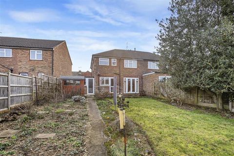 3 bedroom semi-detached house for sale, Blackbushe, Bishop's Stortford CM23