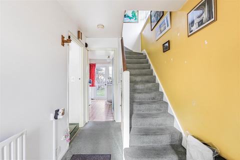 3 bedroom semi-detached house for sale, Blackbushe, Bishop's Stortford CM23