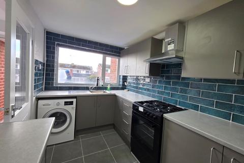 3 bedroom terraced house to rent, Woodfort Road, Birmingham B43