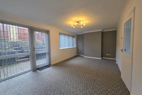 3 bedroom terraced house to rent, Woodfort Road, Birmingham B43