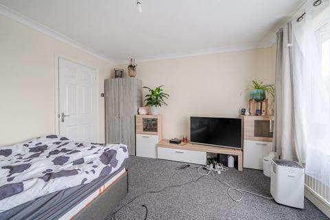 undefined, Simmons Close, Hedge End, Southampton, Hampshire, SO30