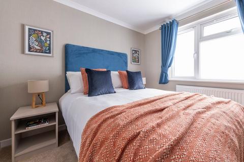 2 bedroom park home for sale, Victoria Road, Oulton Broad