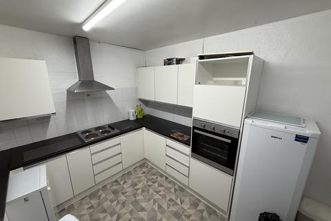 6 bedroom semi-detached house for sale, 166 Uttoxeter New Road, Derby, Derbyshire DE22 3JB