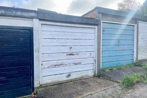 undefined, London Road, Delapre NN4