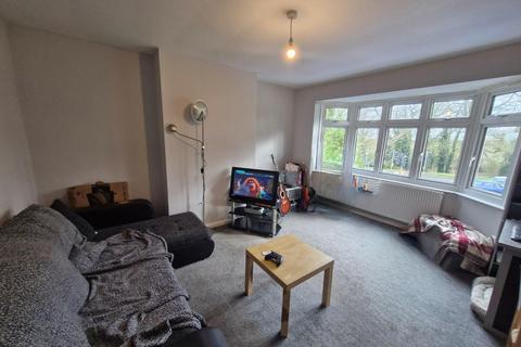 2 bedroom maisonette for sale, London Road, Delapre NN4