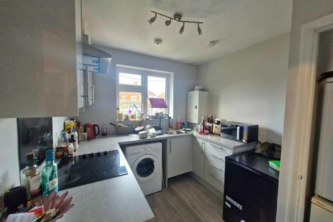 2 bedroom maisonette for sale, London Road, Delapre NN4