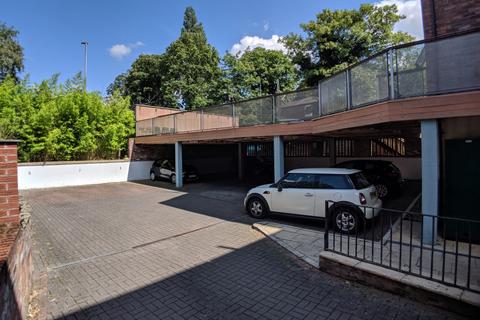 2 bedroom flat to rent, Barlow Moor Road, Manchester M20