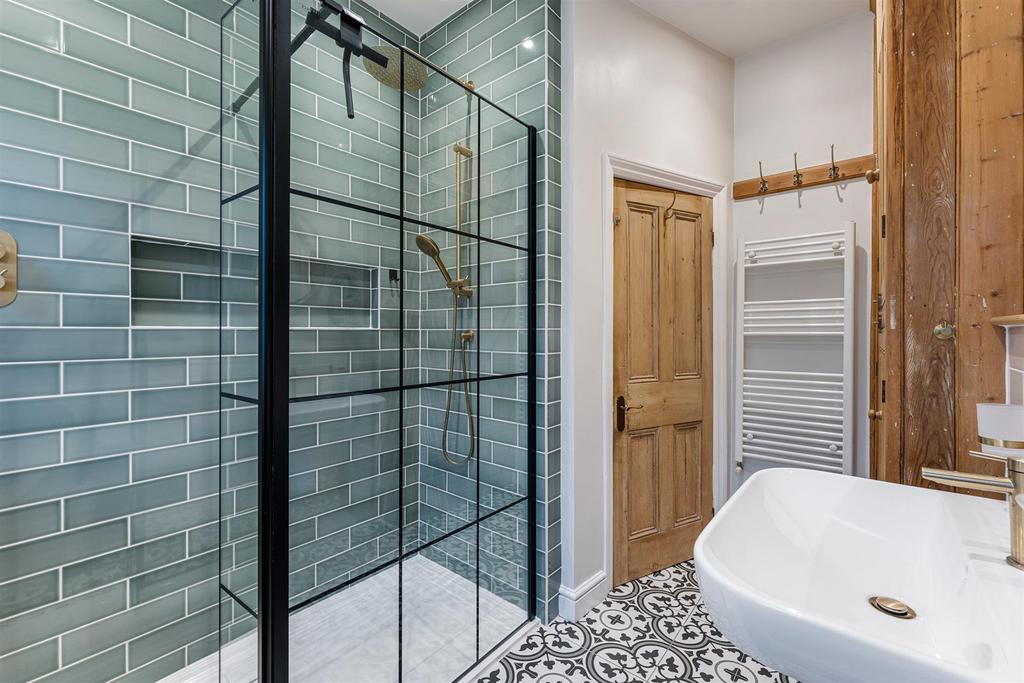 Shower Room 2