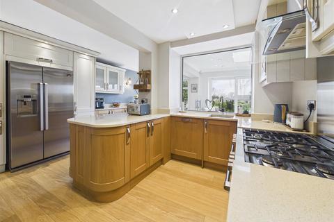 4 bedroom semi-detached house for sale, Hilltop Road, Dronfield