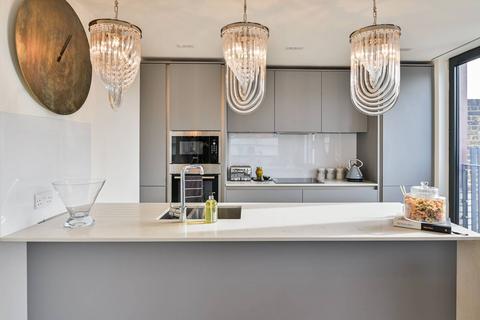 2 bedroom flat for sale, Sudrey Street, Borough, London, SE1