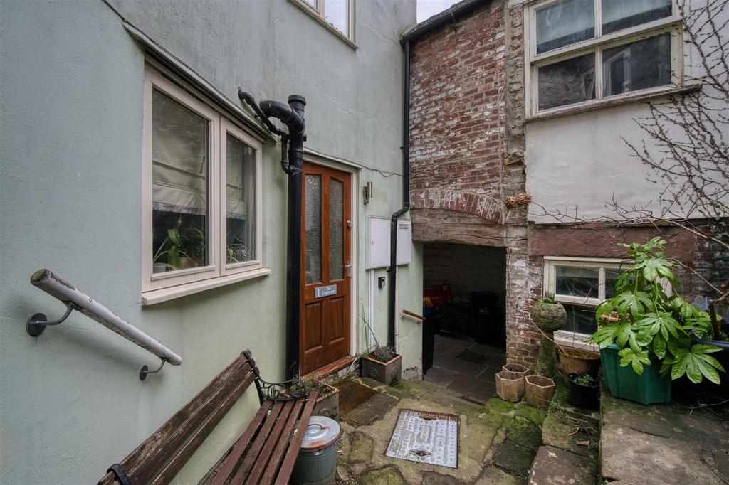 Archway and front door.jpg