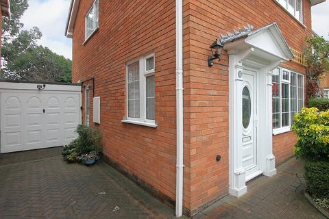 3 bedroom detached house for sale, Lansdown Green, Kidderminster, DY11