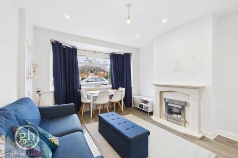 2 bedroom maisonette to rent, West End Road, Ruislip HA4