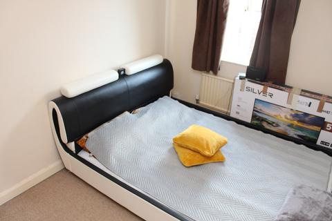 2 bedroom terraced house to rent, Pelham Street (new), Newark, Notts, NG24