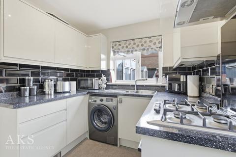 3 bedroom semi-detached house for sale, Kintyre Drive, Derby DE24