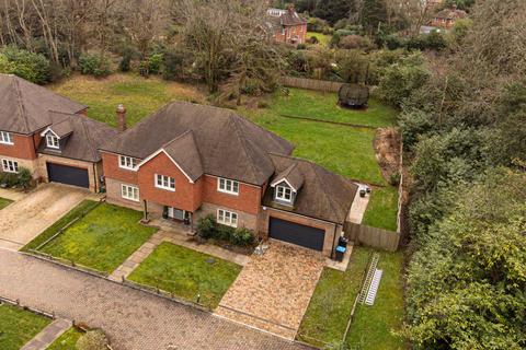 undefined, Oakley Grove, Crawley RH10