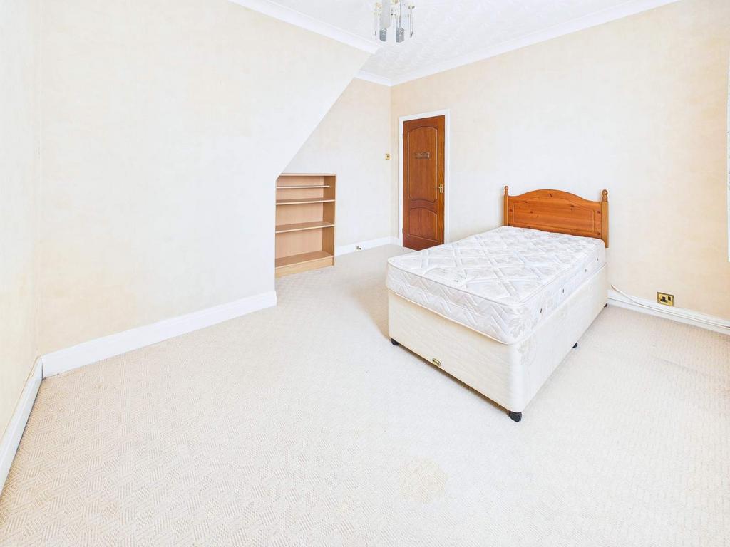 Ground Floor Bed 2