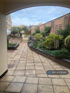 1 bedroom terraced house to rent, St. Peters Court, Stamford, PE9