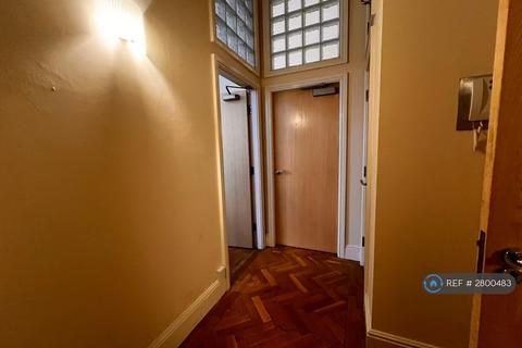 1 bedroom flat to rent, Eastgate, Leeds, LS2