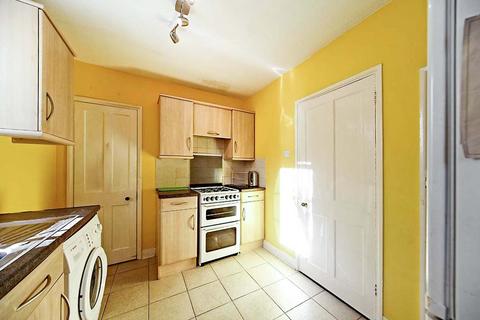 2 bedroom end of terrace house for sale, Leof Crescent, London SE6
