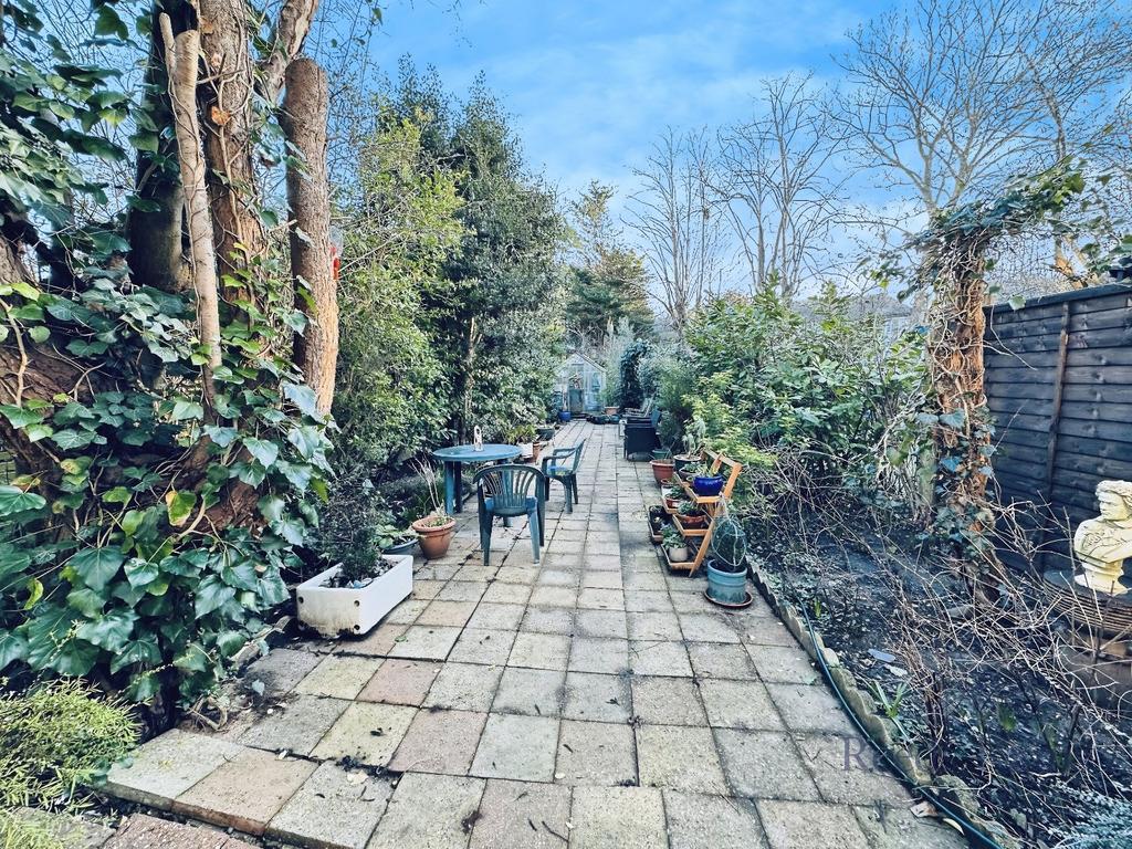 Rear Communal Garden
