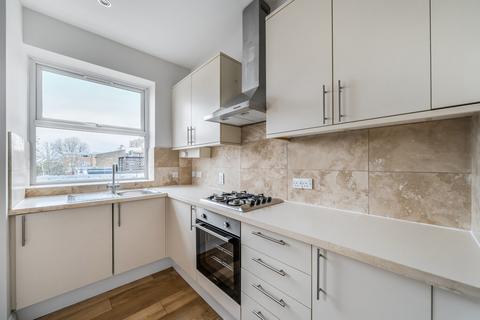 2 bedroom apartment for sale, Whateley Road, London