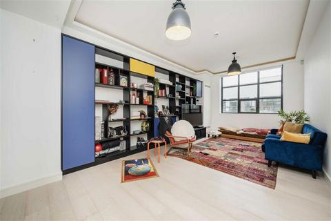 1 bedroom flat for sale, Warple Way, London W3