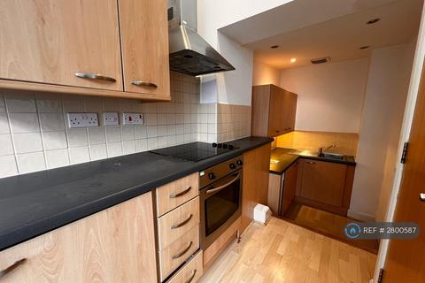2 bedroom flat to rent, Eastgate, Leeds, LS2