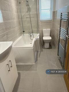 3 bedroom flat to rent, Mill House, Westcliff-On-Sea, SS0