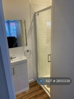 1 bedroom in a house share to rent, Osborne Road, Hornchurch, RM11
