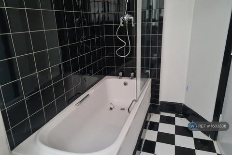 2 bedroom flat to rent, Exchange St East, Liverpool, L2
