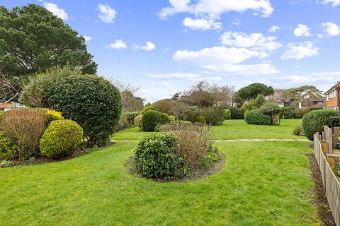 2 bedroom apartment for sale, Tithe Barn Court, Aldwick Bay Estate, Bognor Regis, West Sussex PO21