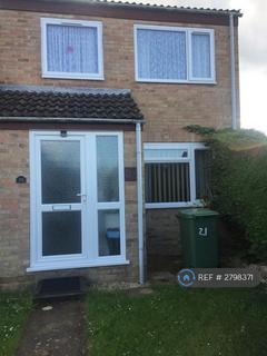 3 bedroom semi-detached house to rent, Hawk Close, Fareham, PO14