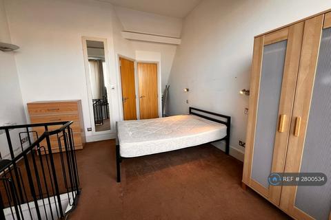 1 bedroom flat to rent, Eastgate, Leeds, LS2
