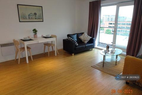 2 bedroom flat to rent, Taylorson Street South, Salford, M5