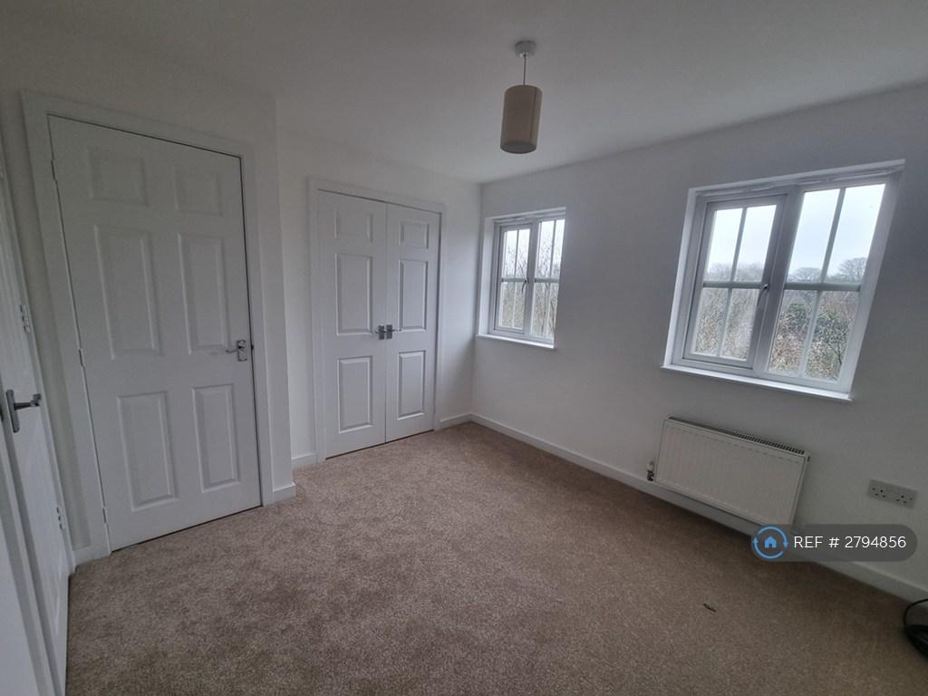 Bedroom 2 (1f)