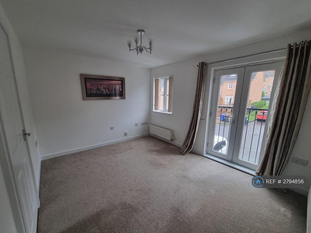 Living Room (1f)