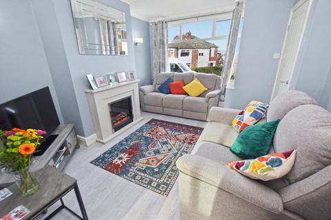 2 bedroom semi-detached house for sale, Kirkdale Crescent, Leeds, West Yorkshire