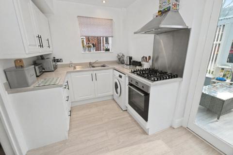 2 bedroom semi-detached house for sale, Kirkdale Crescent, Leeds, West Yorkshire