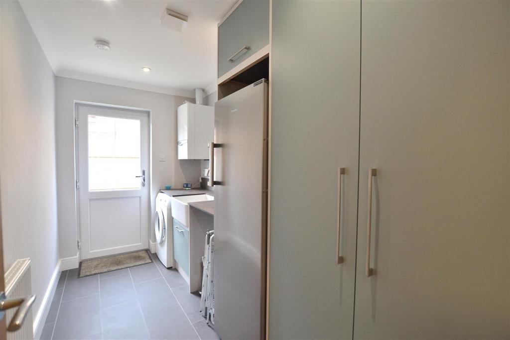 Utility Room.JPG