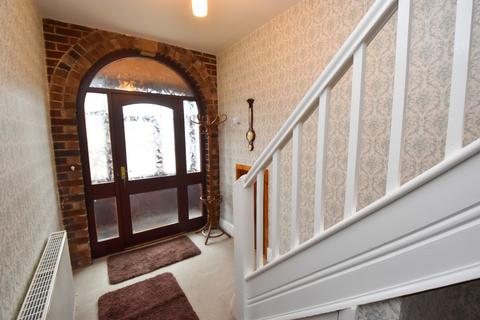 4 bedroom semi-detached house for sale, Exeter Road, Davyhulme, M41
