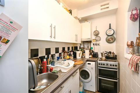 1 bedroom flat for sale, Seaside, Eastbourne