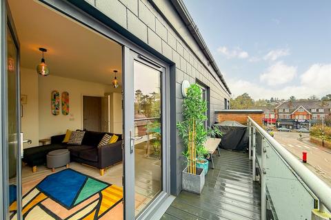 2 bedroom penthouse for sale, Star House, Sun Lane, Harpenden, AL5