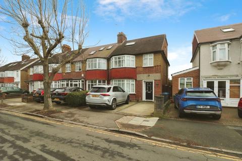 4 bedroom terraced house to rent, Leamington Avenue, Morden, SM4